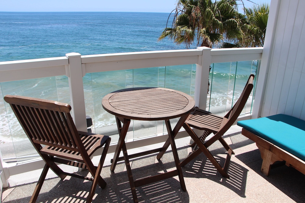 Capri Laguna Inn On the Beach 56/75