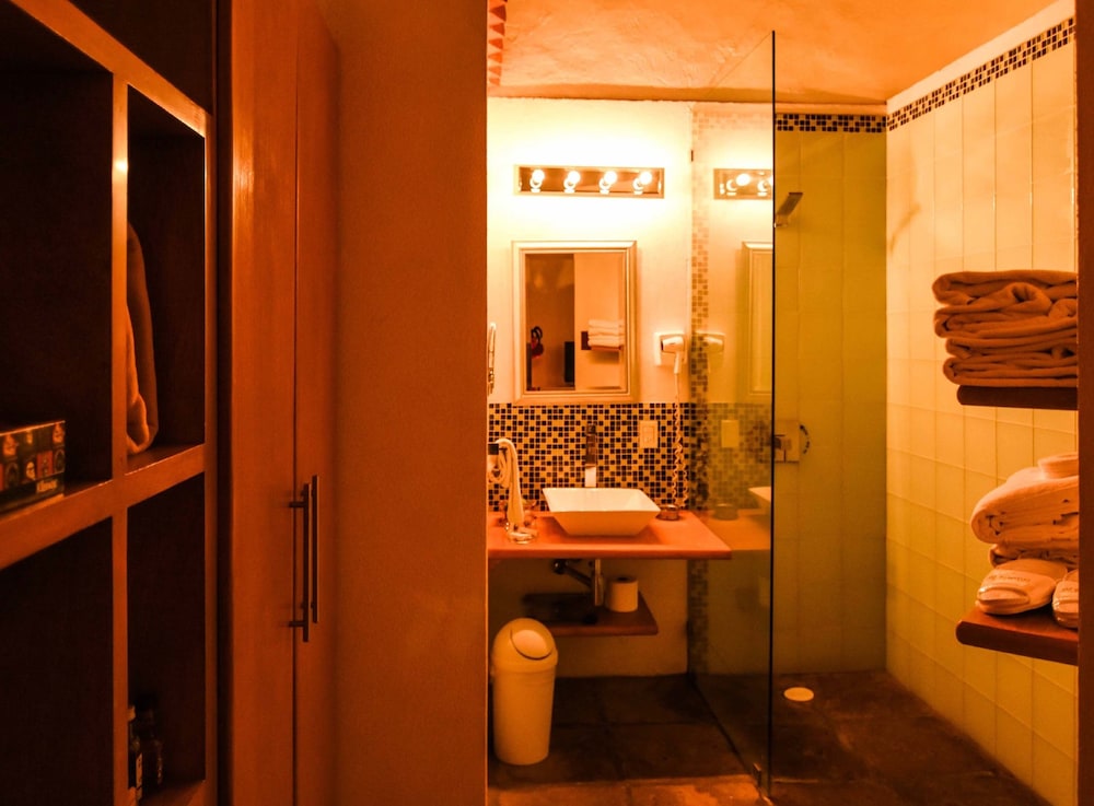 El Sueno Hotel And Spa 59/77