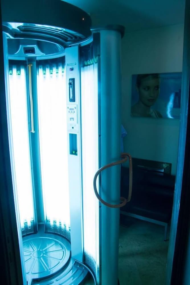 エーゲオン カルロヴァシ 写真2