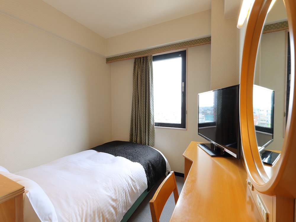 Apa Hotel Tonami-Ekimae 17/64