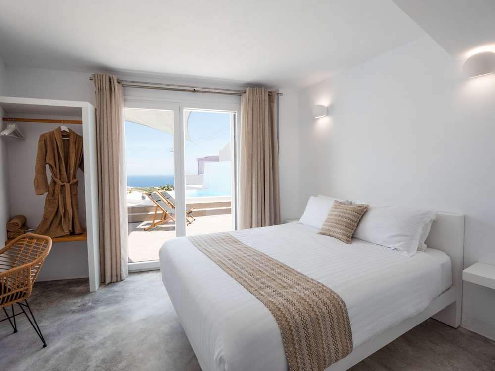 EXCLUSIVE, SUITE, SEA VIEW, PRIVATE POOL