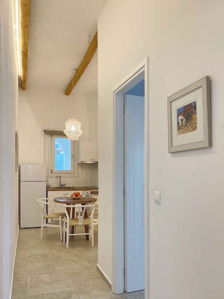 Kallichoron Art Boutique Hotel 18/73