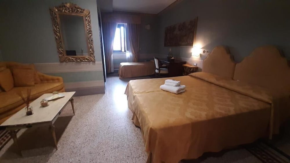 I Portici Hotel Residenza D Epoca 22/72