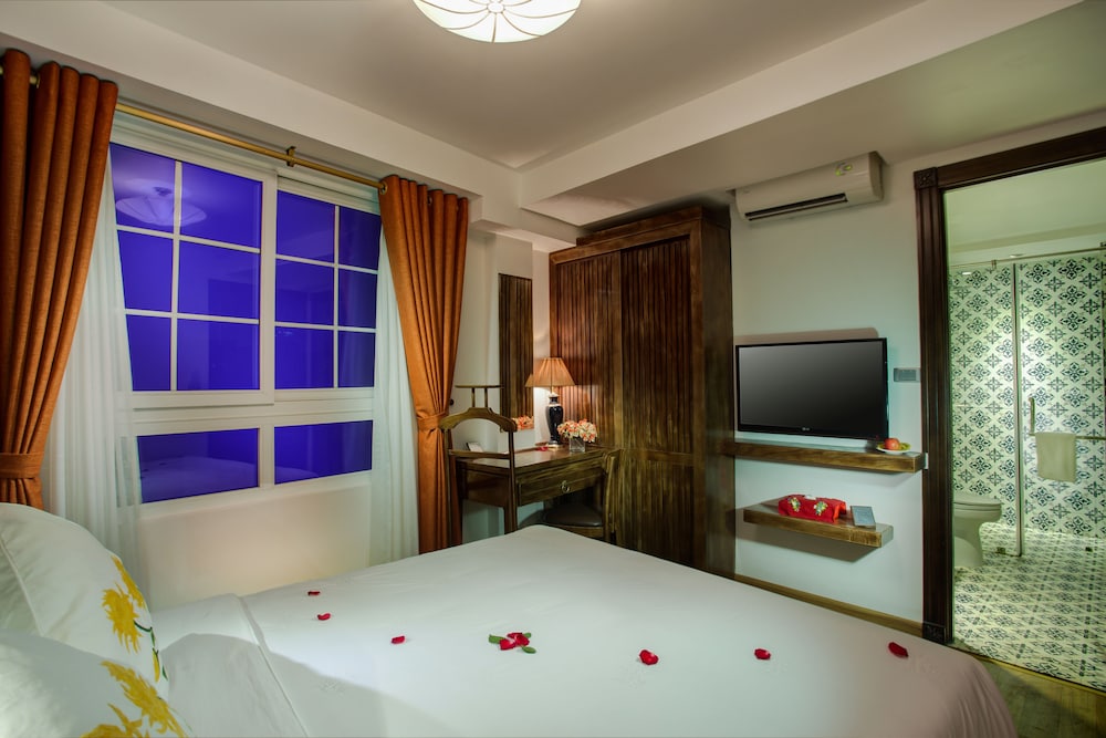 Noble & Swan Boutique Hotel 32/60