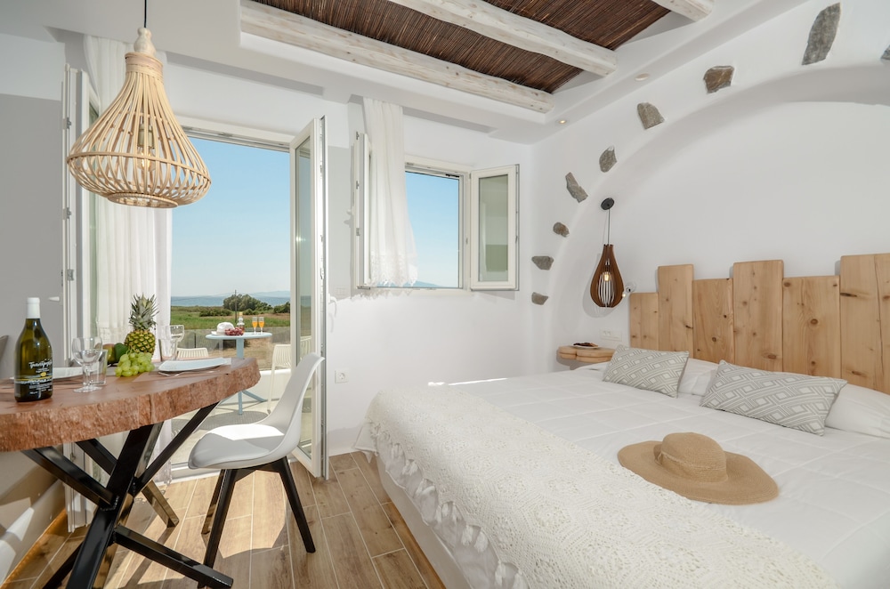 Naxos Island Escape Suites 23/71
