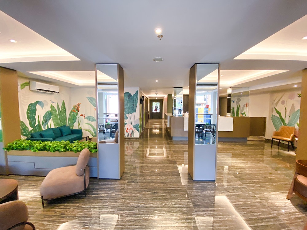 Lun Hotel Manado 4/26
