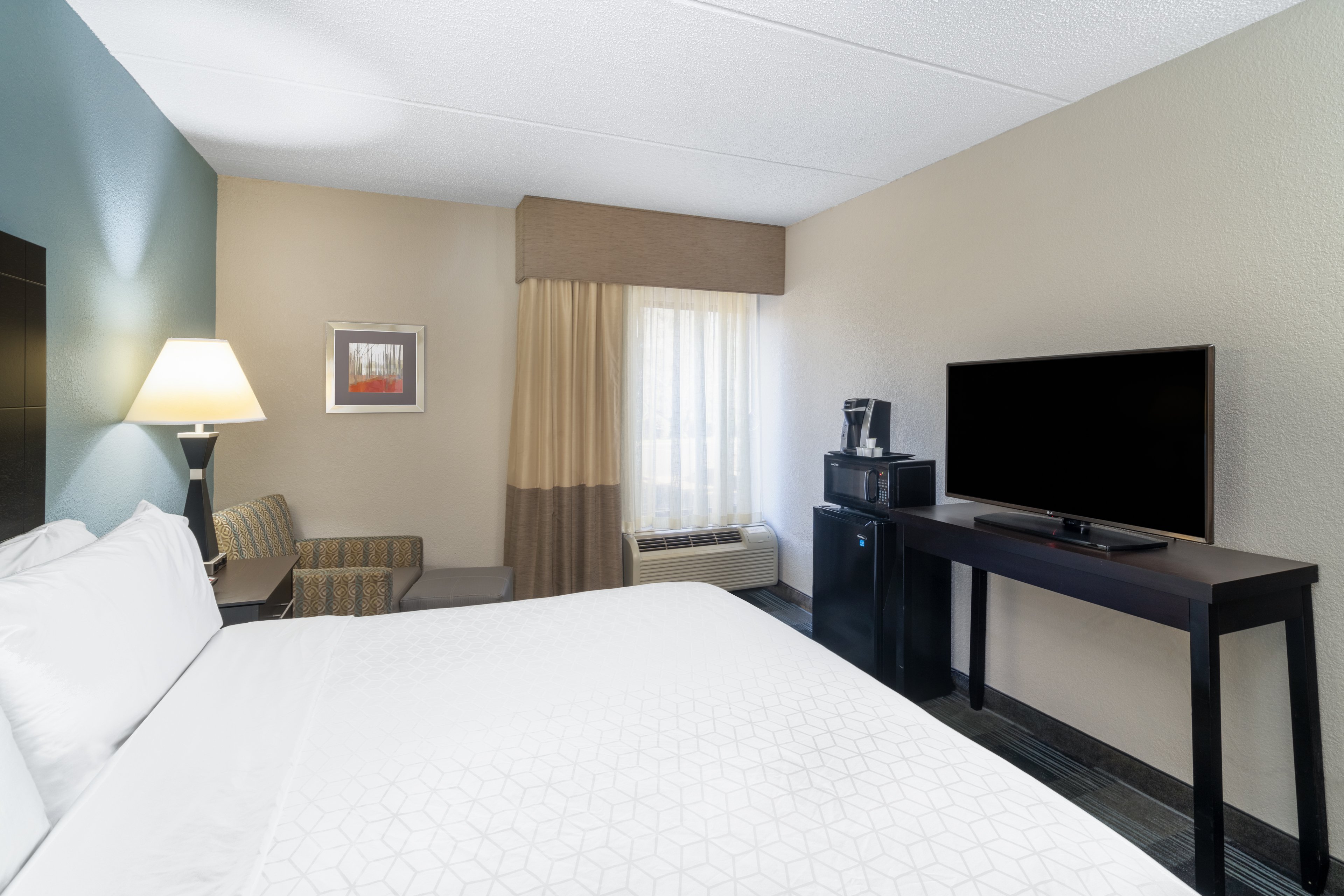 Leisure, King Bed