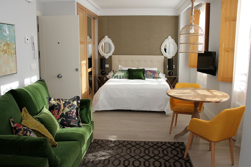 Principia Suites 37/43