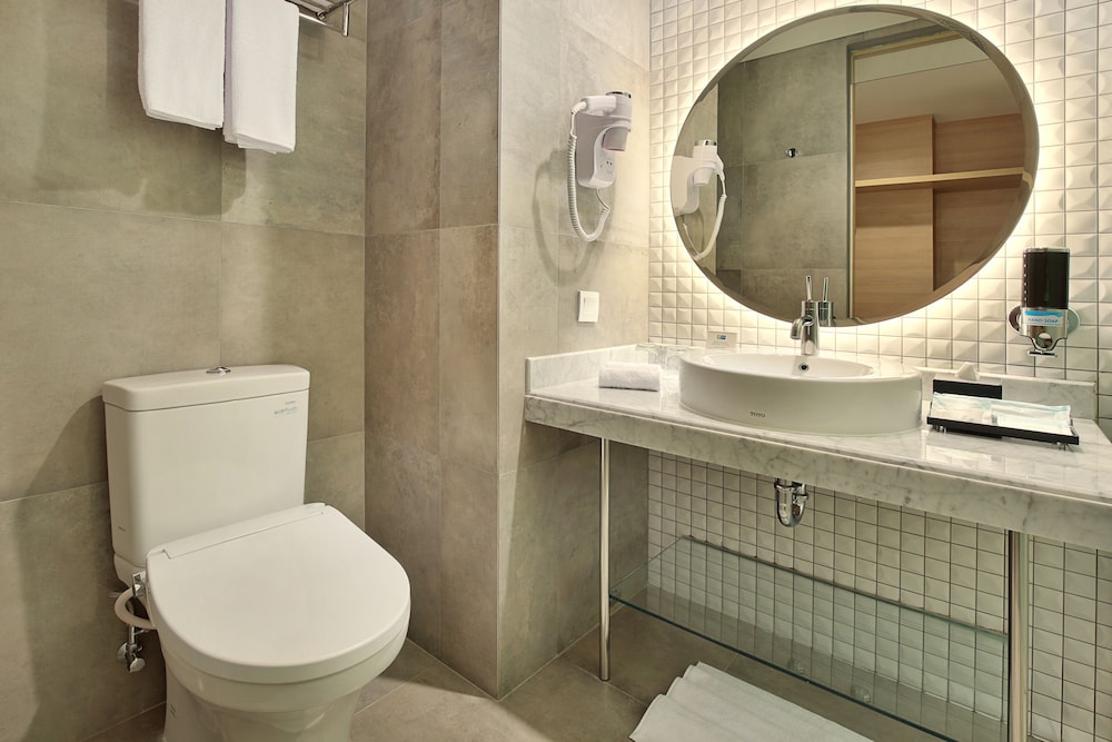 Holiday Inn Express Jakarta Wahid Hasyim 14/54