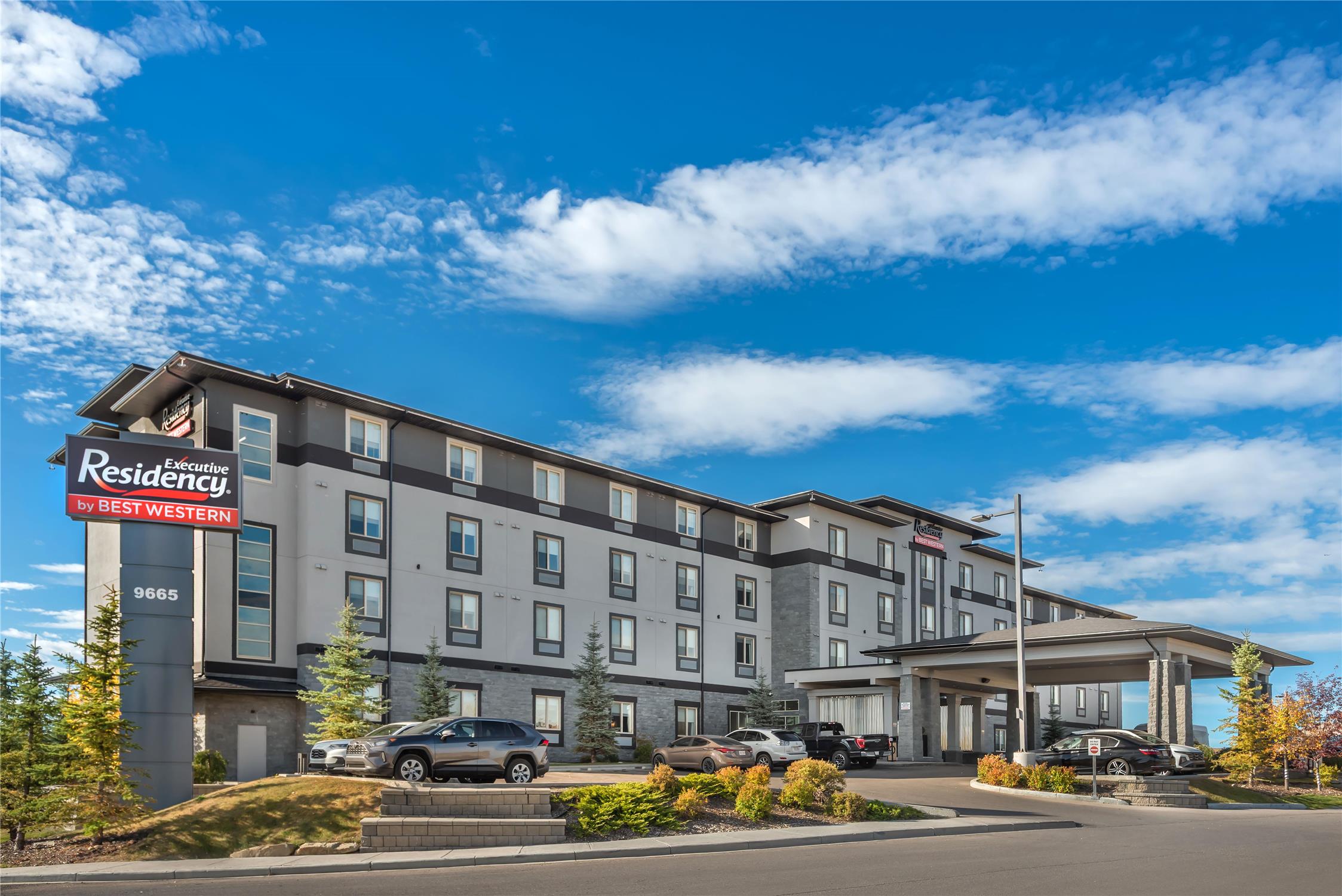 Executive Residency By Best Western Calgary City View North 4/59