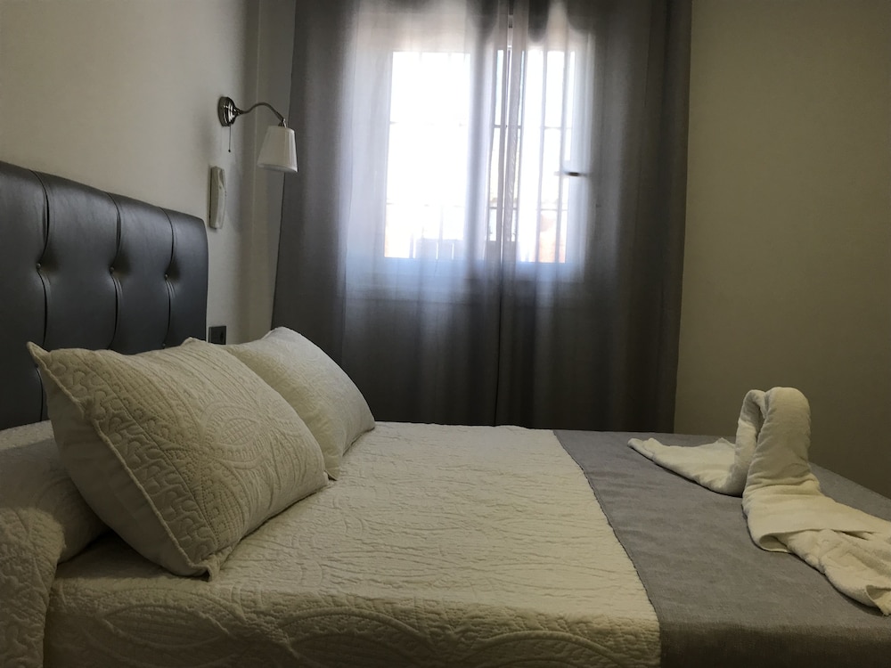 Hostal Restaurante El Mero 16/34