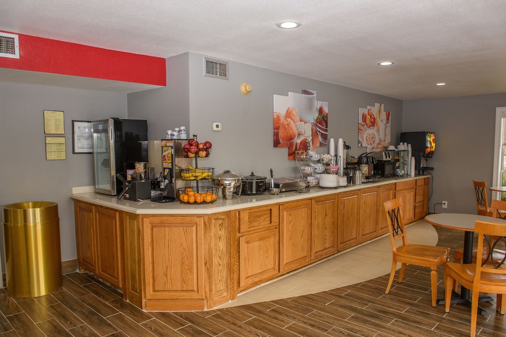 Richland Inn Lawrenceburg 12/46