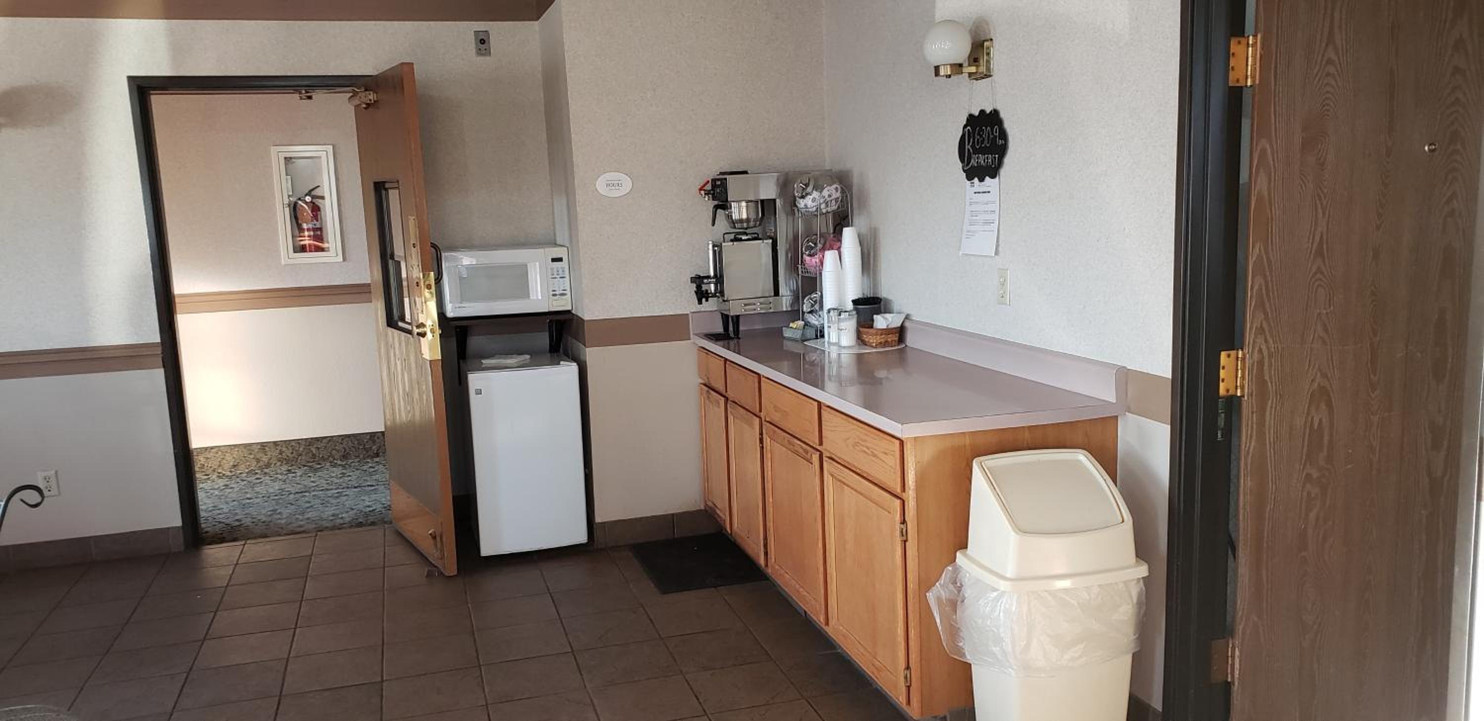 Americas Best Value Inn Burlington 61/62