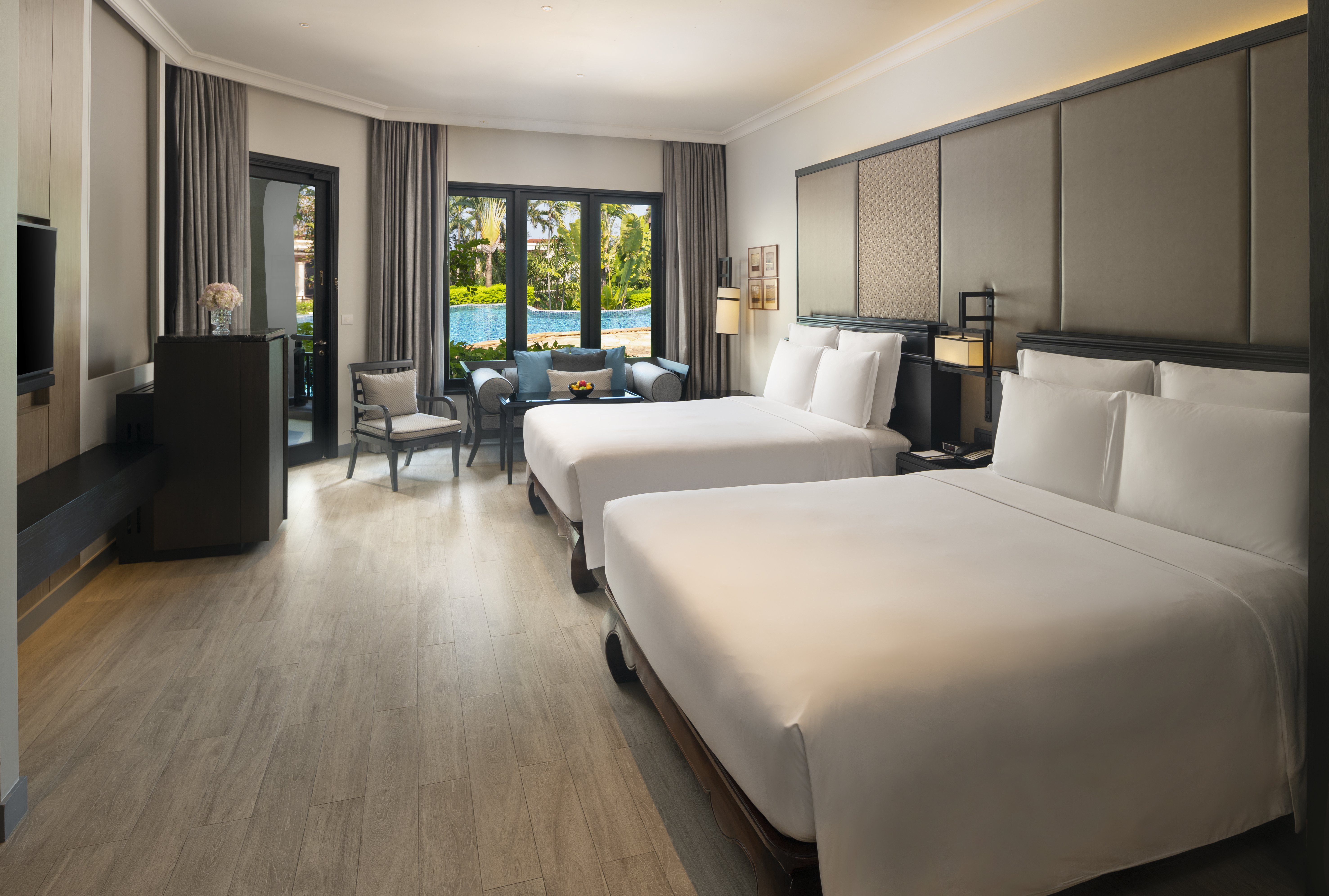 Junior Suite, 2 Queen Beds, Pool Access