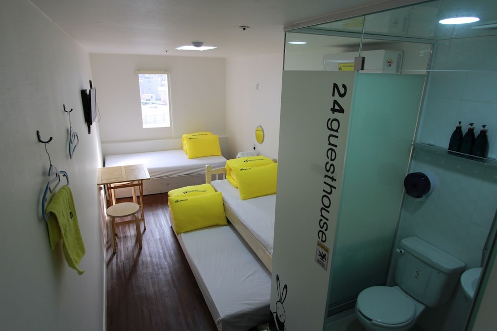 24 Guesthouse Myeongdong Town 54/55