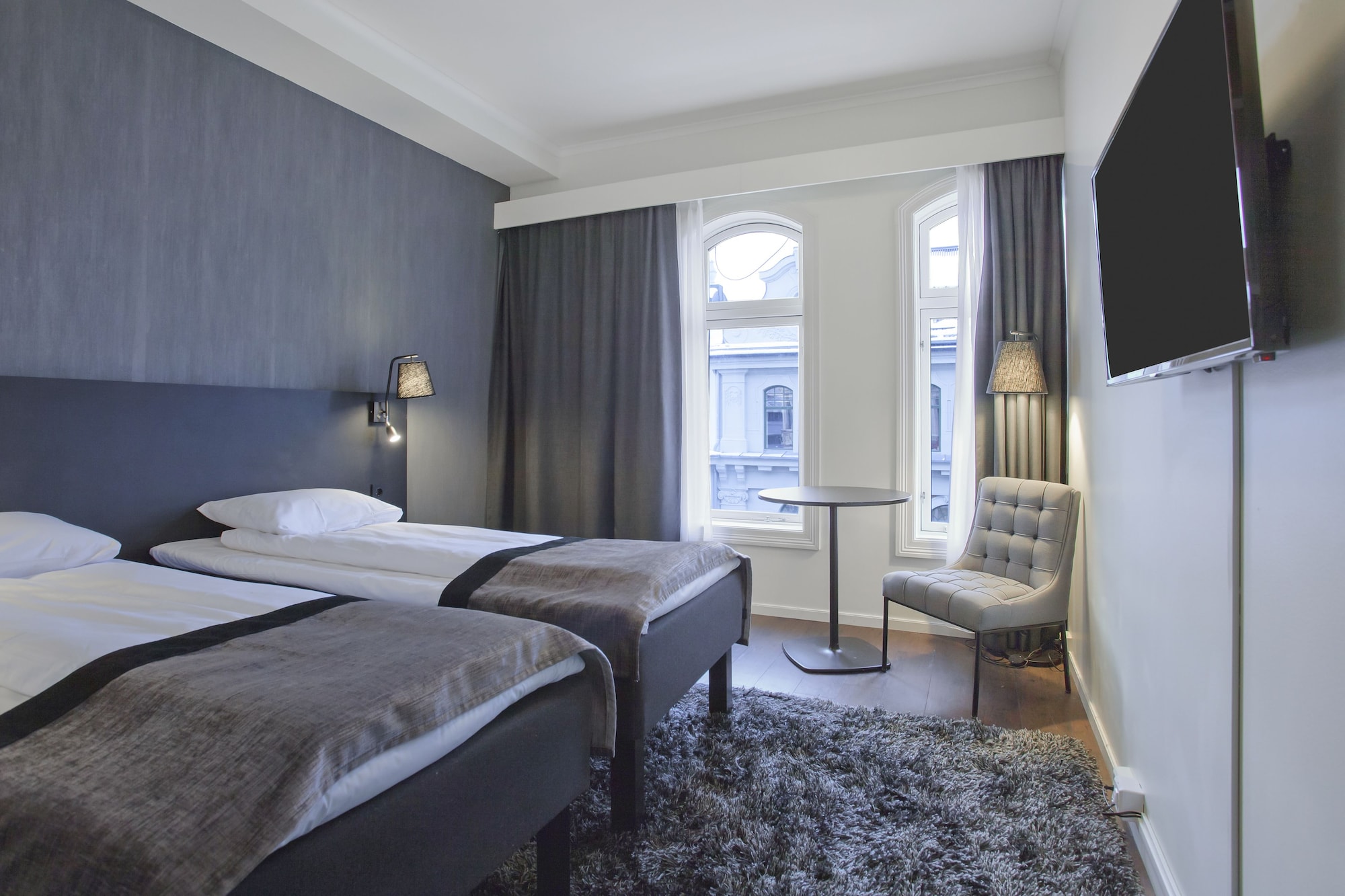SUPERIOR, DOUBLE BED