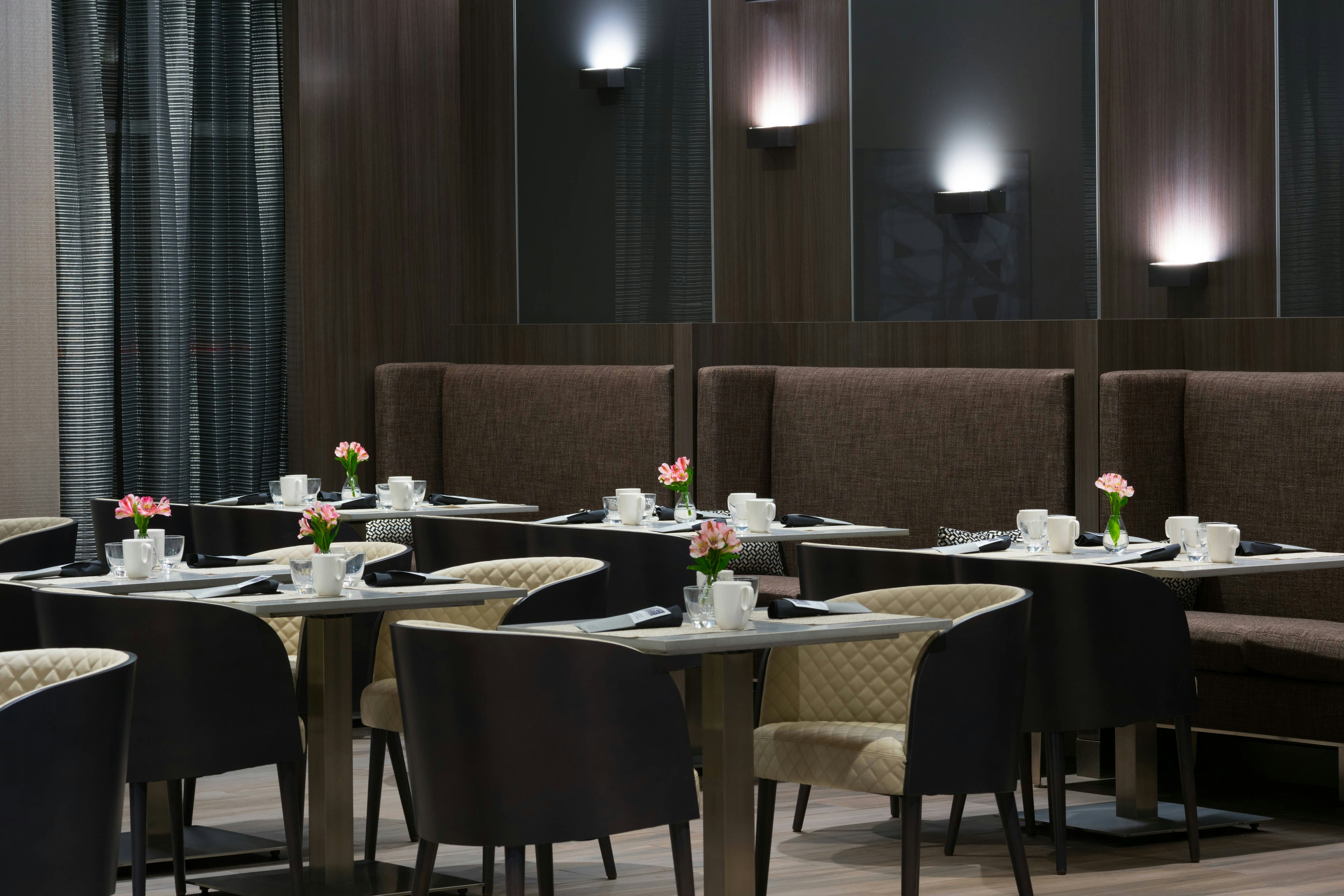 AC Hotel by Marriott Boston Cambridge 22/33