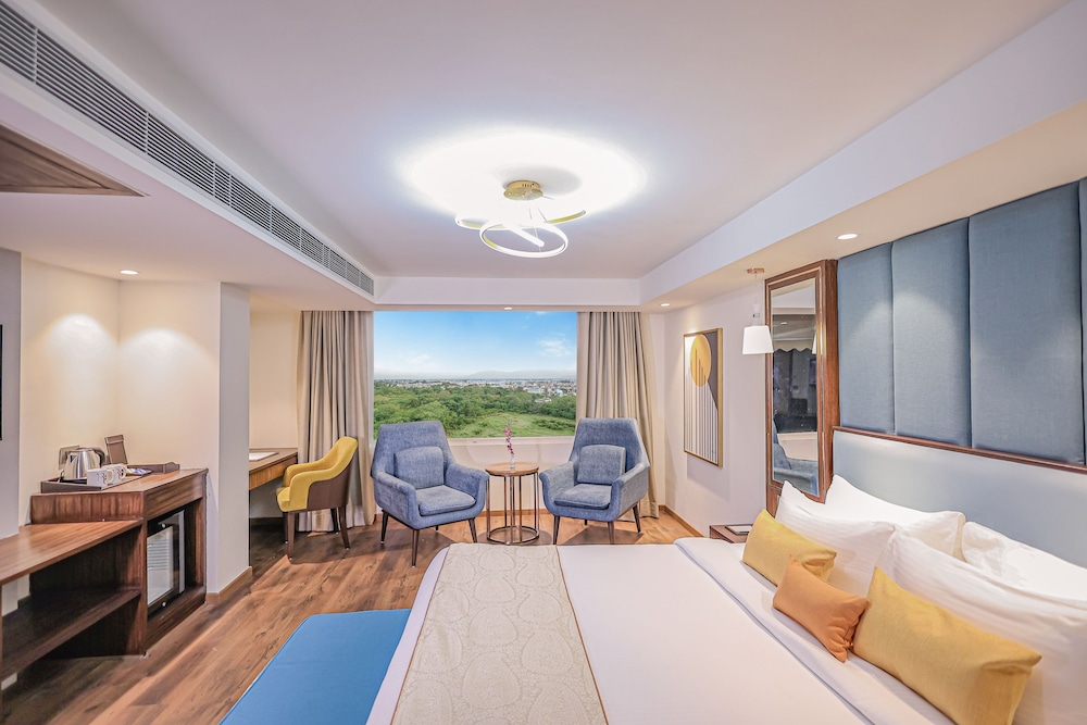 HOTEL SOFTEL PLAZA 20/50