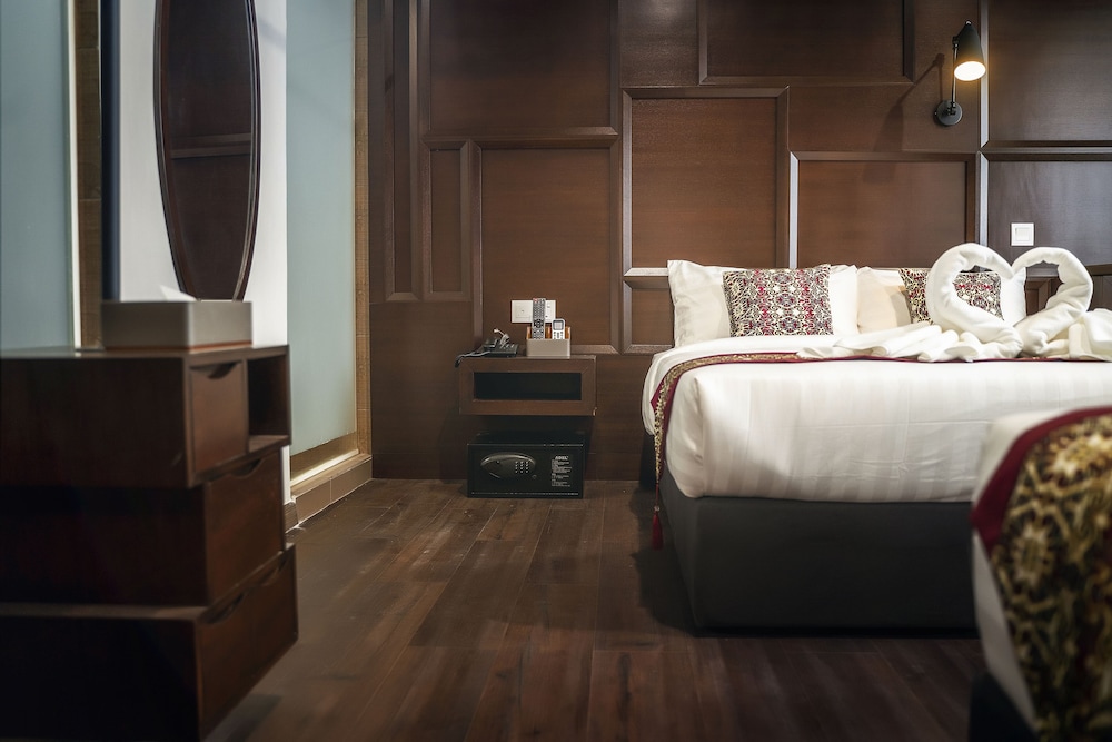 East Riverine Boutique Hotel 23/45
