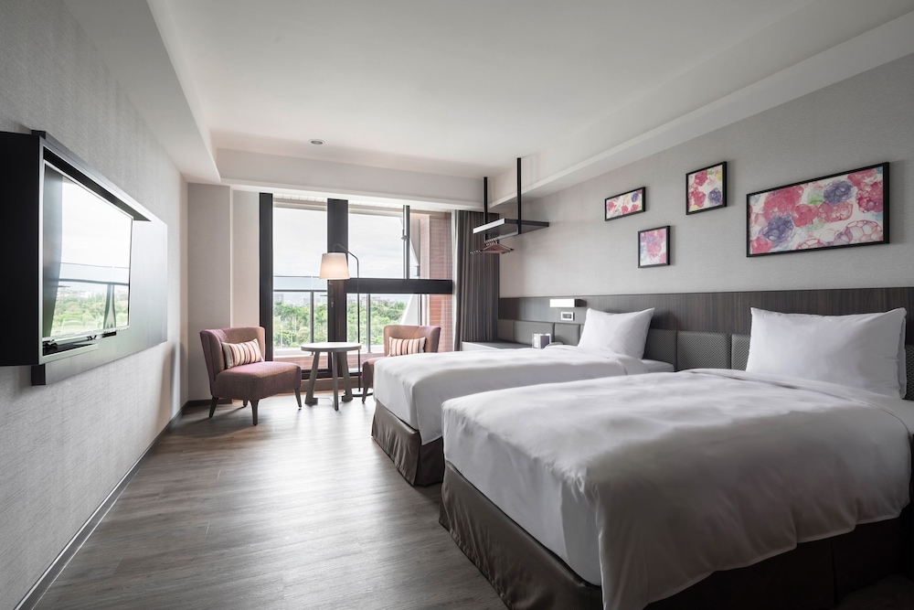 Lakeshore Hotel Yilan 15/46
