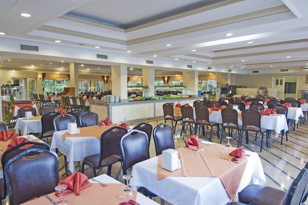 Club Hotel Sunbel 25/49