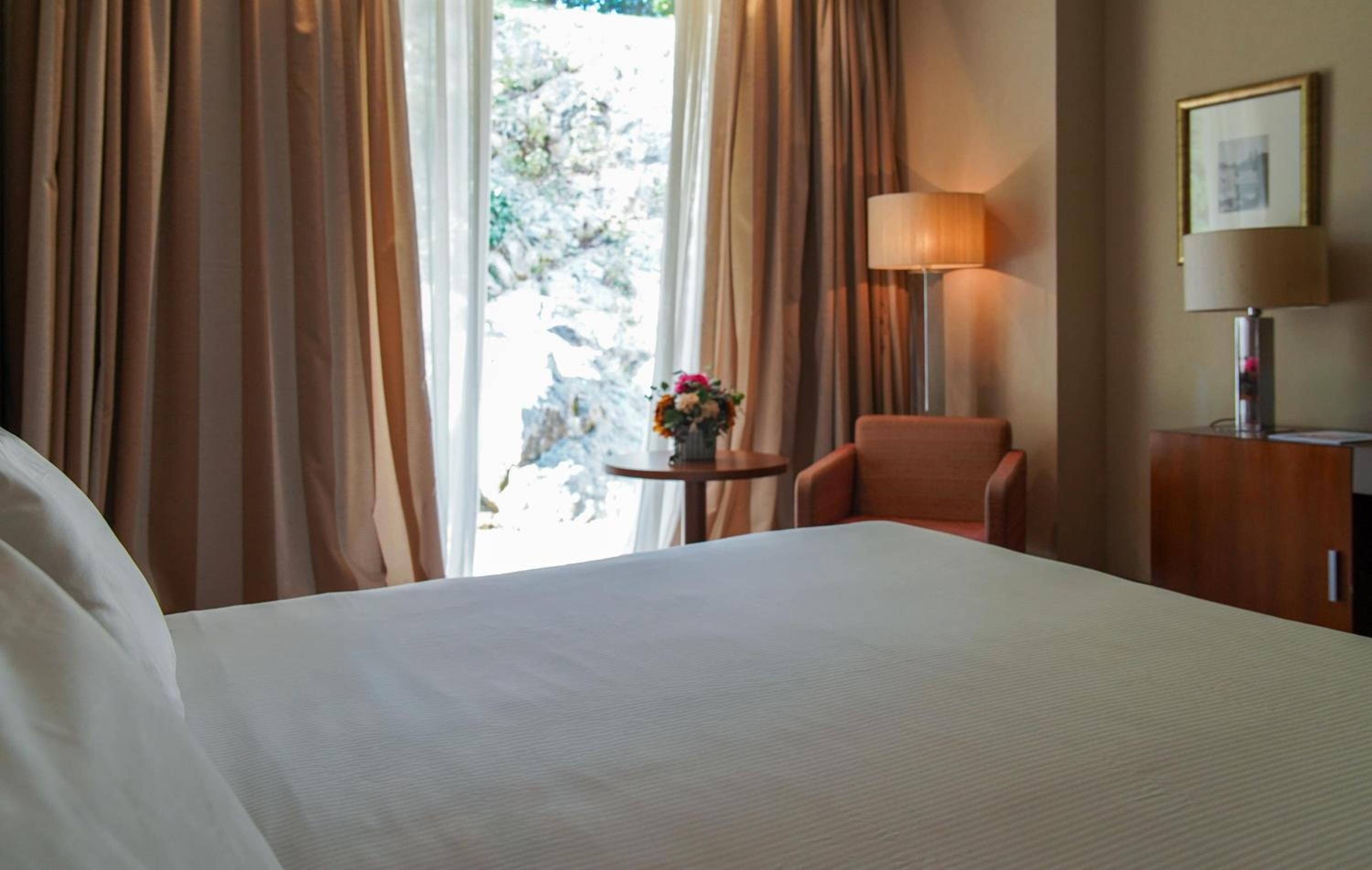 Standard, Twin Beds, Nature View