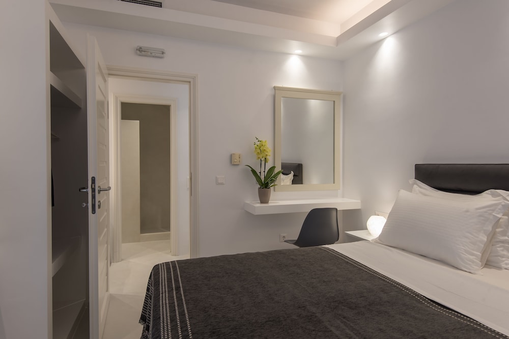 Alexandros Studios And Apartments 17/76