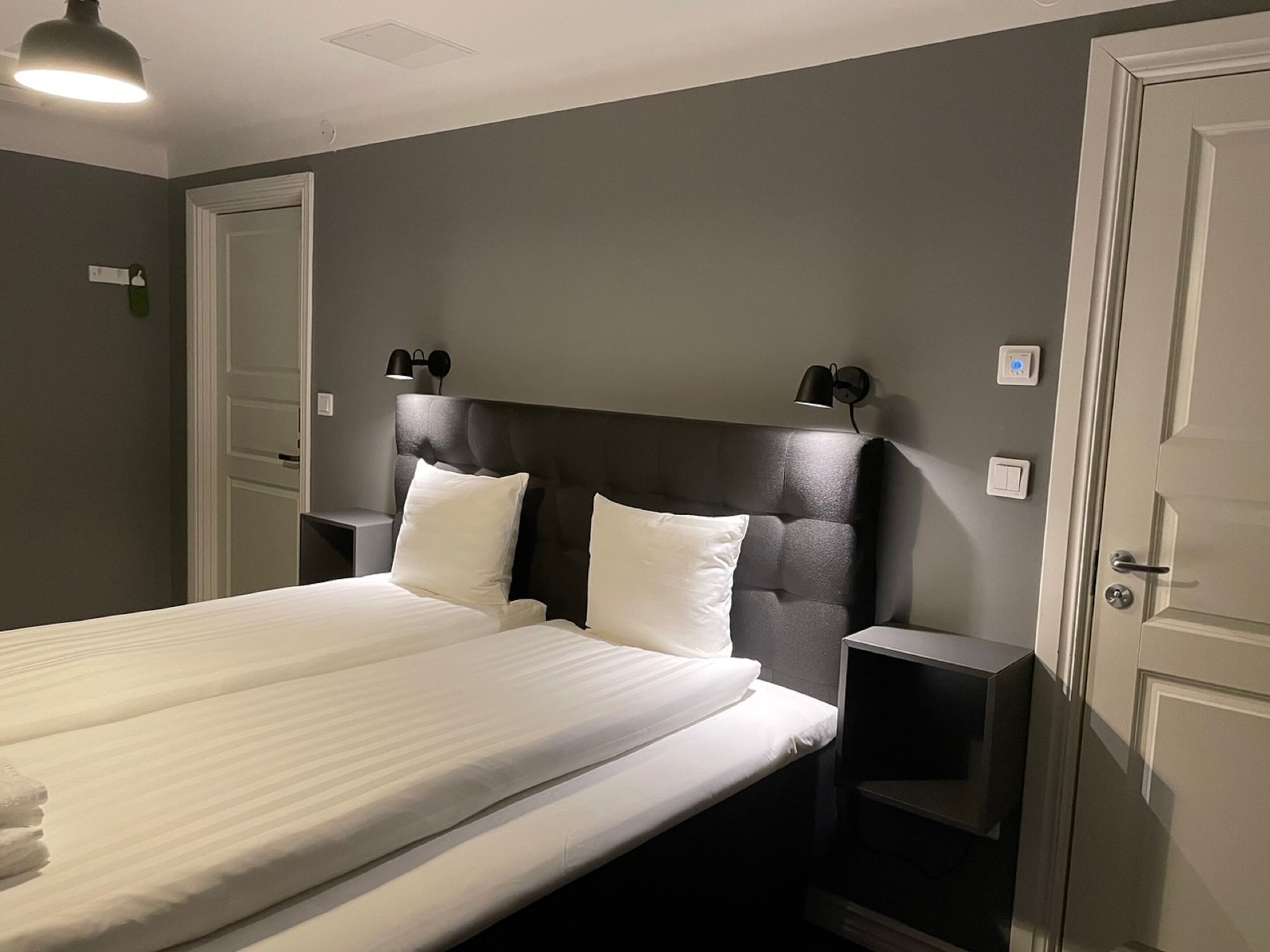 STANDARD, DOUBLE BED, NO WINDOW