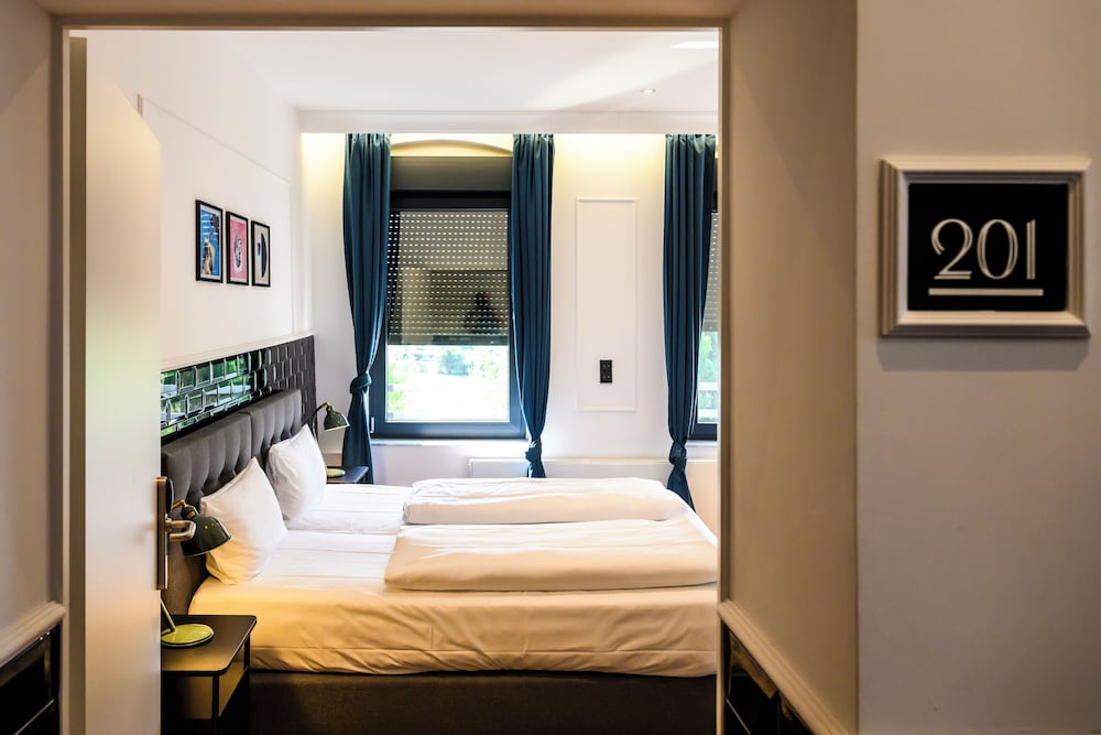 Nikii Hotel 17/59