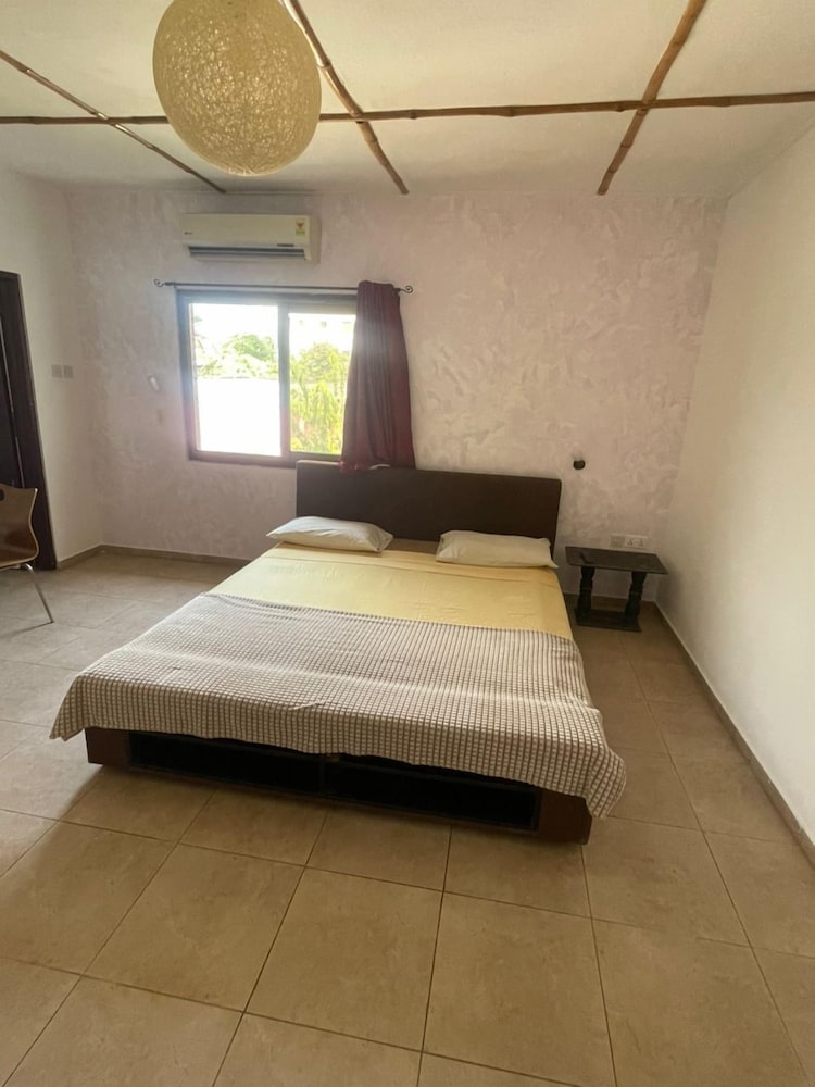 Omanye Lodge 22/50