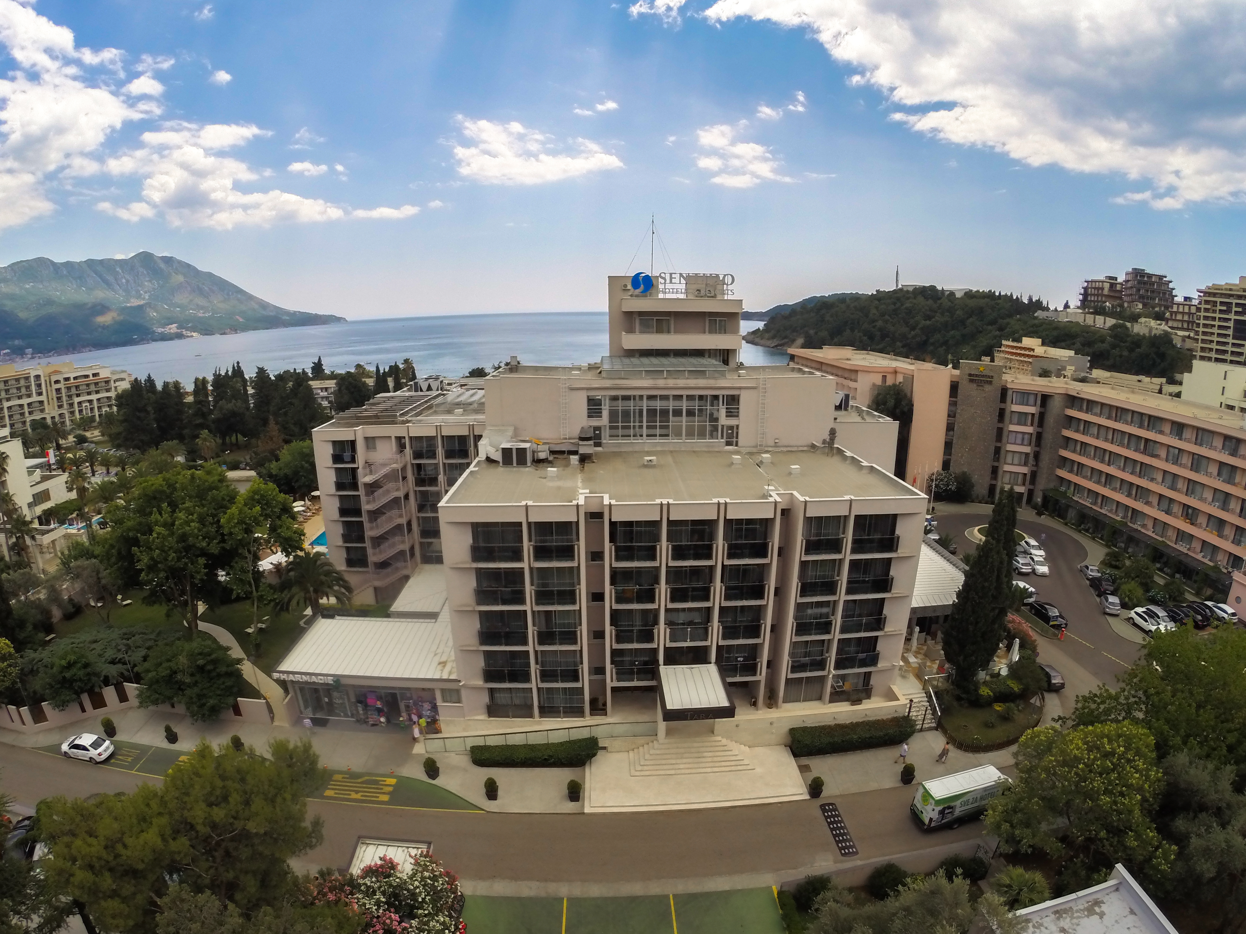 Tara Hotel in BECICI