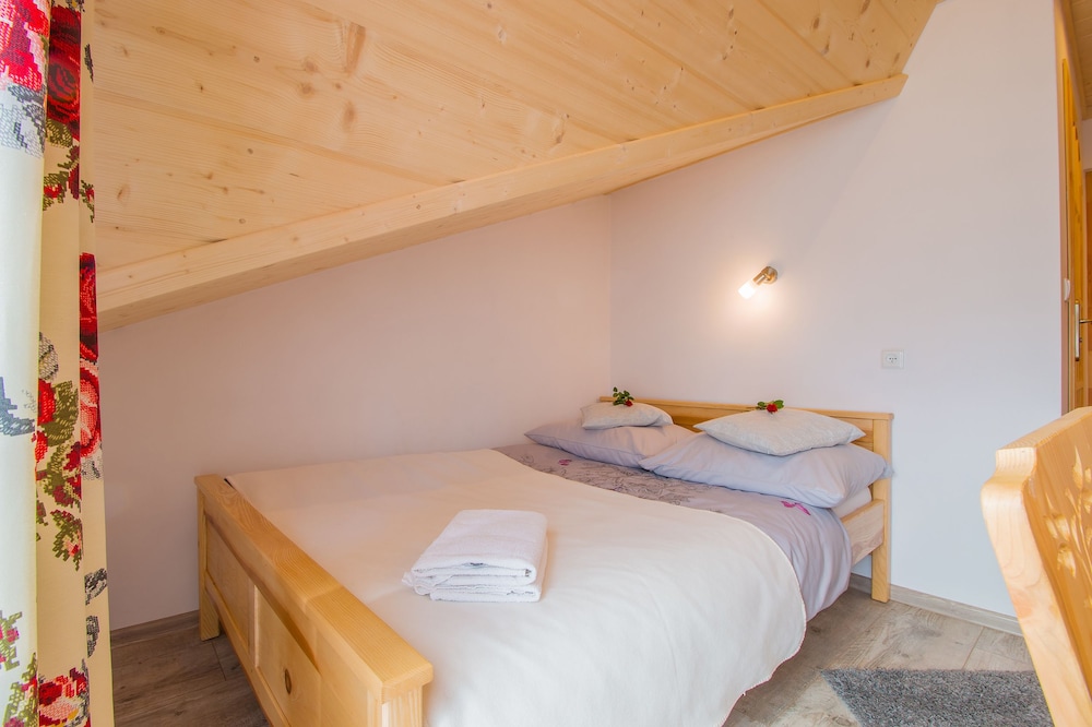 STANDARD, DOUBLE BED