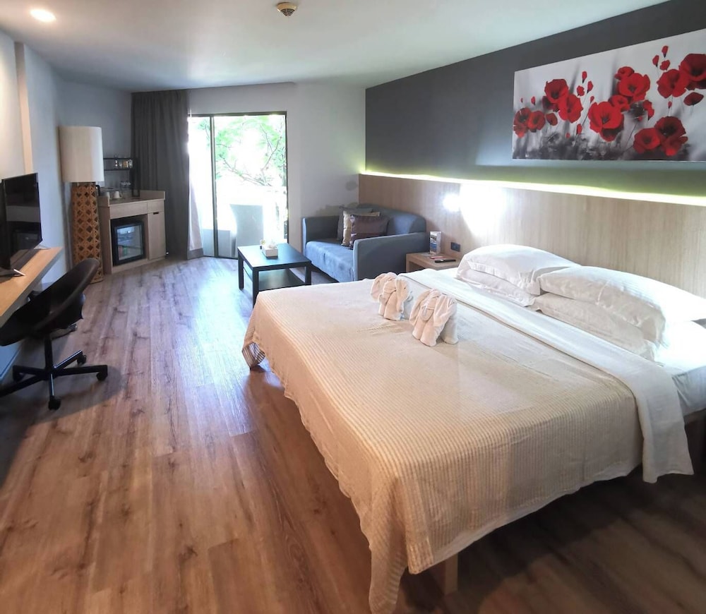 Ramada by Wyndham Phuket Southsea 13/50