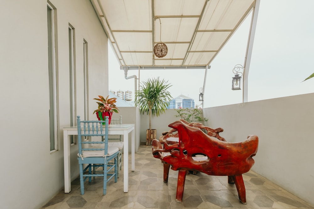 Urbanest Inn House TB Simatupang 6/72