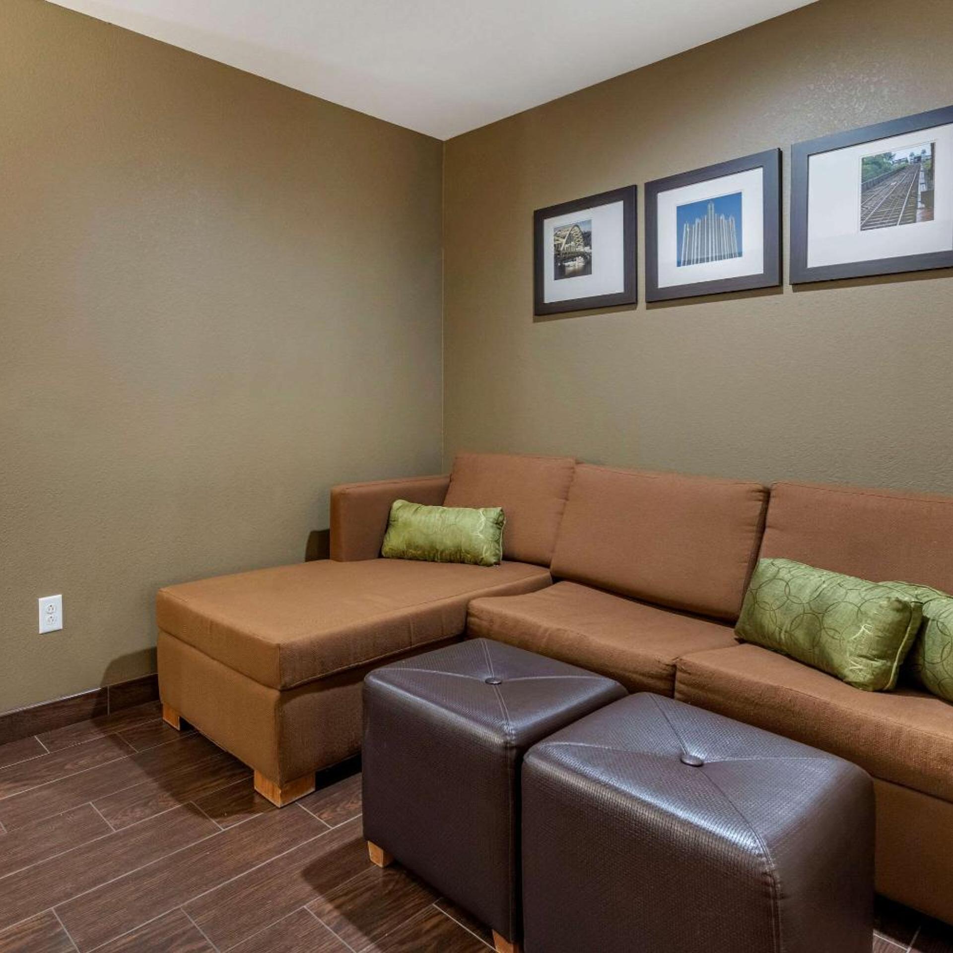 Comfort Inn & Suites 23/40