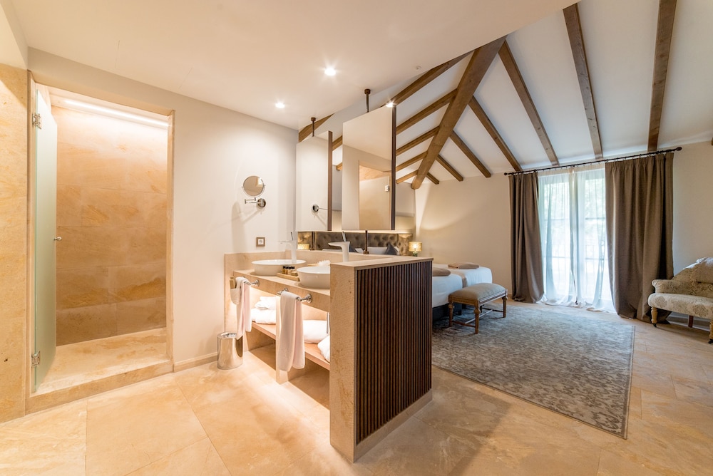 Hotel Creu de Tau Art and Spa - Adults Only 111/111
