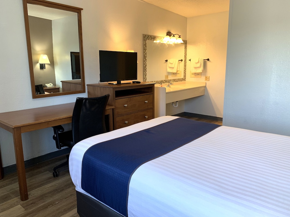 DELUXE, SINGLE, DOUBLE BED