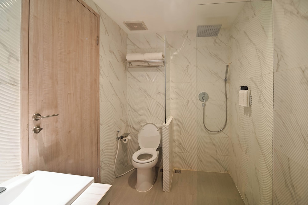 Yulia Hotel Managed by HIG 46/48
