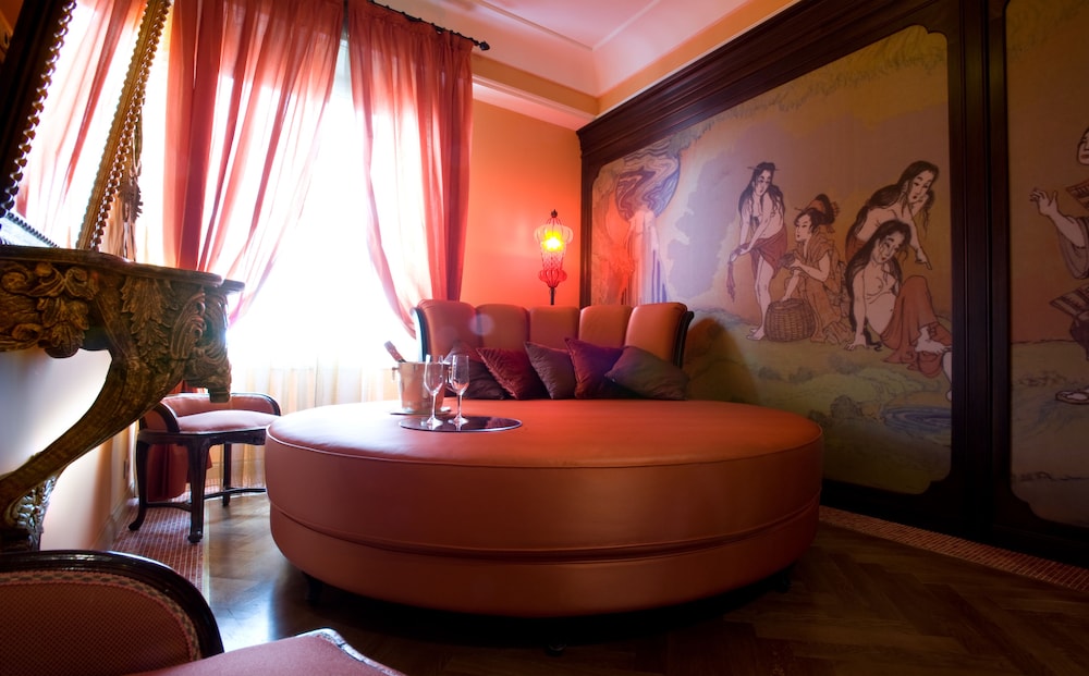 Grand Hotel Savoia Genova, Curio Collection by Hilton 32/73