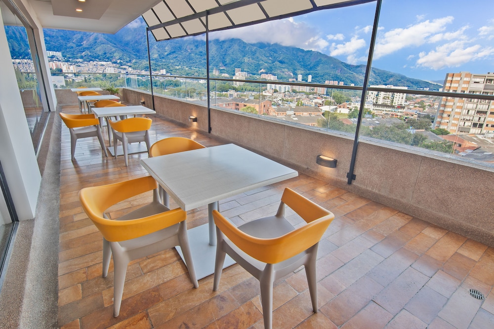 Sonesta Hotel Ibague 37/44