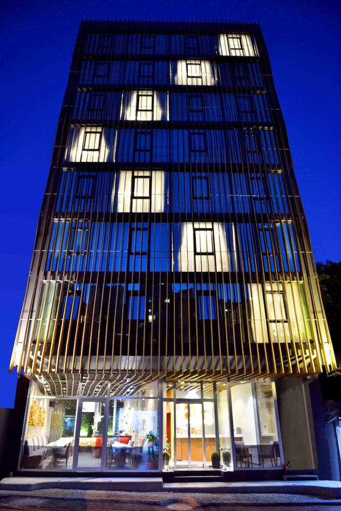 ALL INN HOTEL 7/60