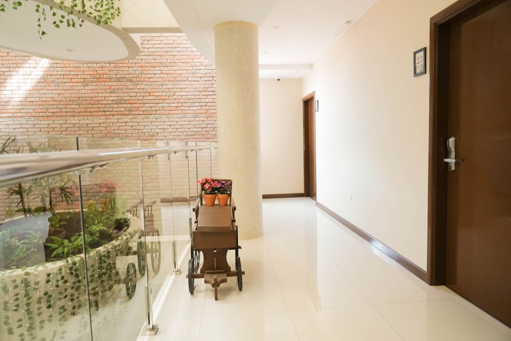 Chairu Eco Hotel 42/43