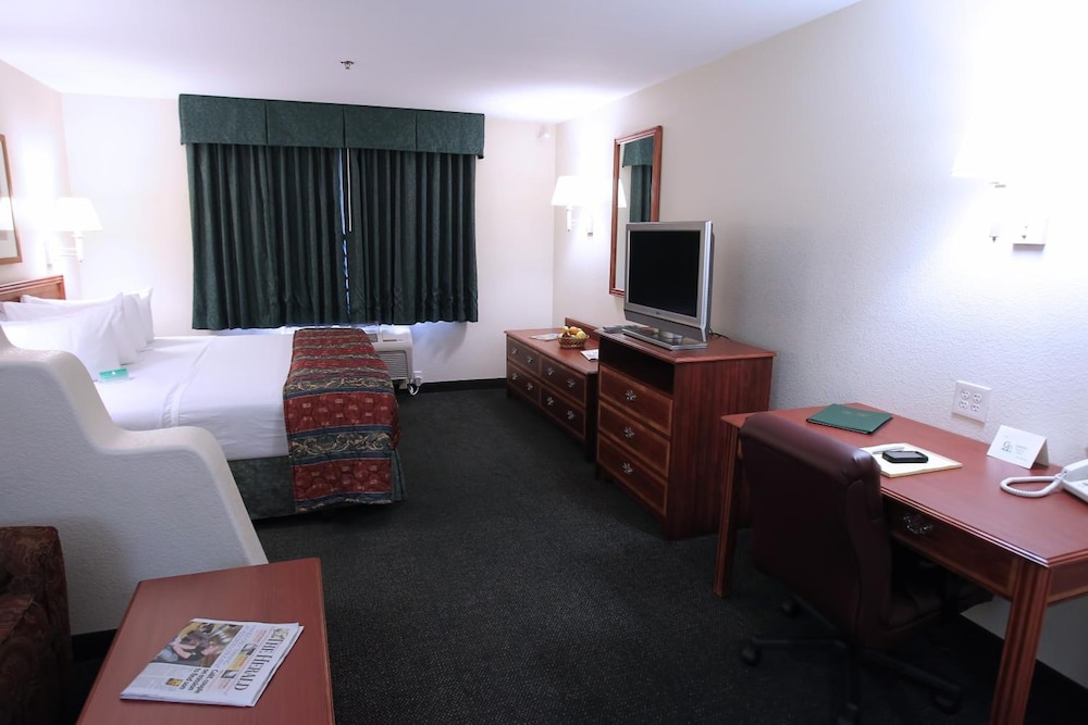 Garden Place Suites 39/61