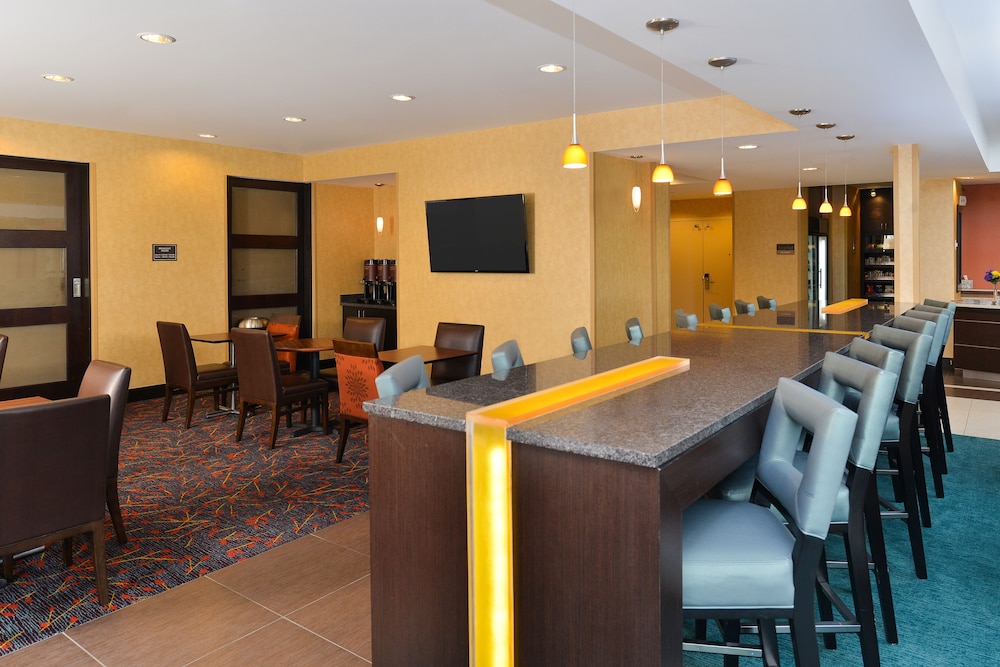 RESIDENCE INN CHAMPAIGN 22/30