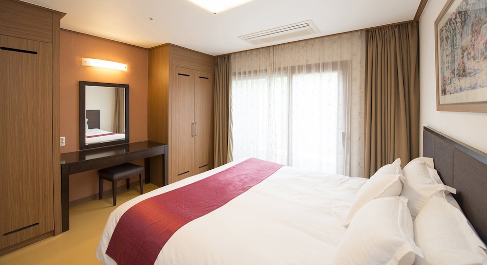 Holiday Inn & Suites Alpensia Pyeongchang Suites 14/73