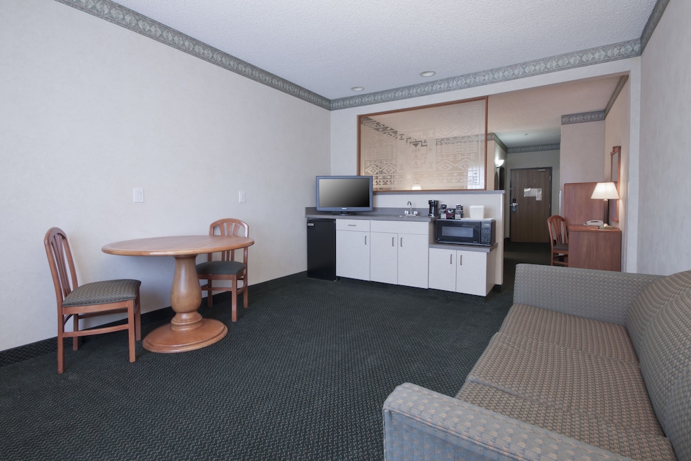 Baymont by Wyndham Phoenix North 36/47