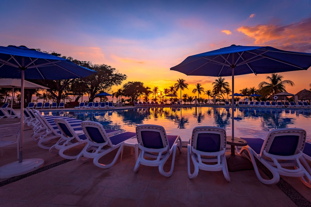 Royal Decameron Indigo Beach Resort and Spa 63/67