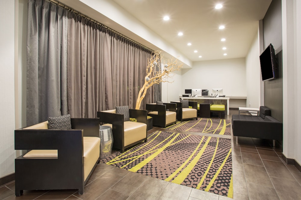 Holiday Inn Express Hotel Suites Amarillo West 6/71