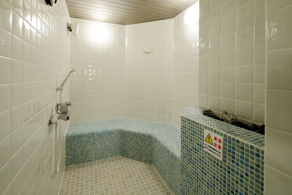 Candeo Hotels Tokyo-Shimbashi 50/50