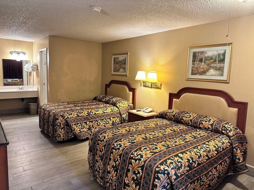 Knights Inn Highland Near San Manuel Casino 11/22